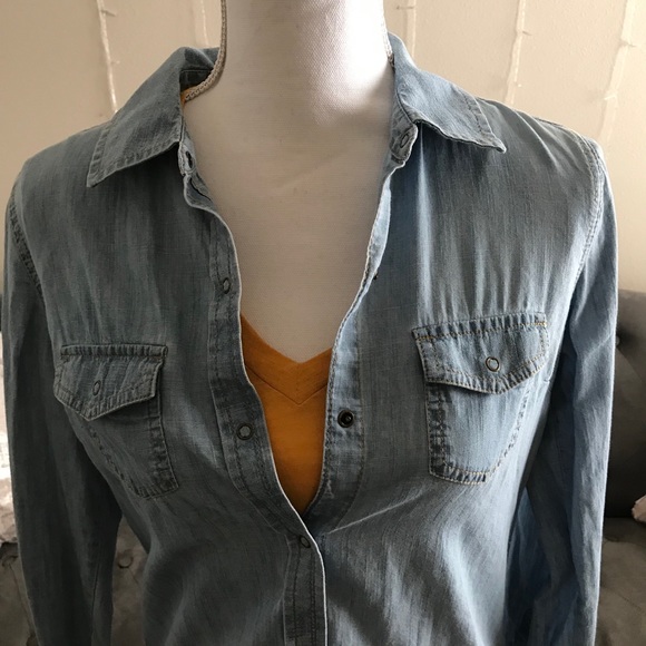 Classic Fit Light Wash Button Down Shirt - Picture 5 of 10